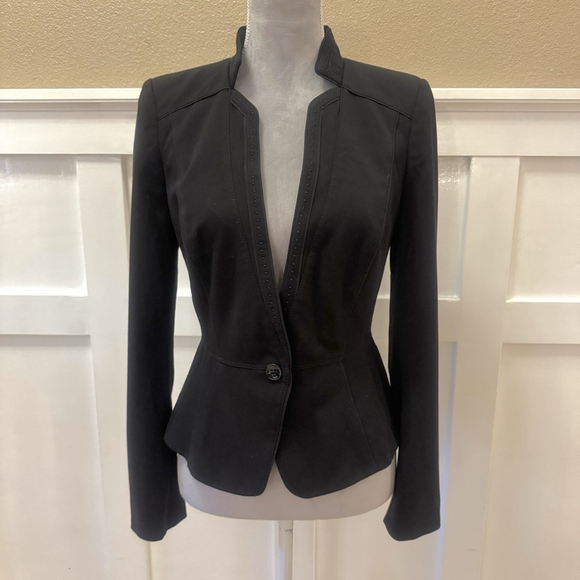 White House Black Market Jackets & Blazers - White House Black Market Peplum Blazer Size:4P Lined Sculpted Ponte Stretch